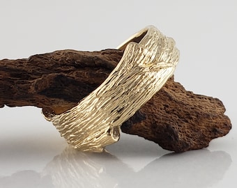 Wood Texture Branch Wedding Band in Solid Gold, Unisex Rings, Hand Sculpted by DV Designs