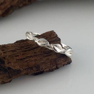 Leaf and Twig Wedding Band, 14k or 18k Gold, Hand Sculpted Gold Wedding Ring by Dawn Vertrees