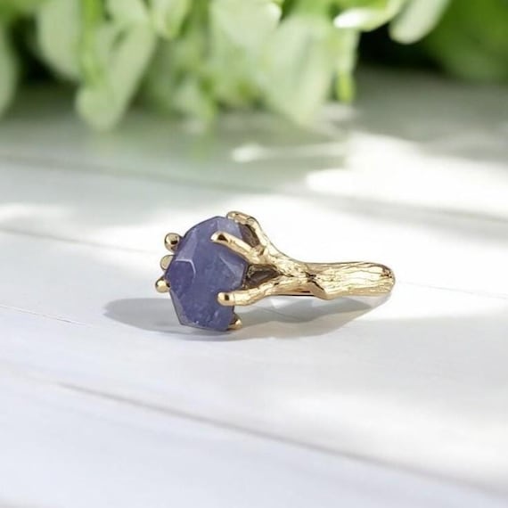 Hand-Sculpted 14k Yellow Gold Tanzanite Ring: Twig Bark Band