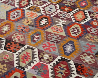 6x10 Handwoven Vintage Kilim Rug, Large Area Rug, Boho Rug, Turkish Kilim, Rug for Living Room, 6' x 10'2"