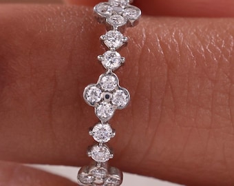 Lab Grown Round Cut Diamond Four Leaf Clover Half Eternity Ring: 10K Gold Wedding Band