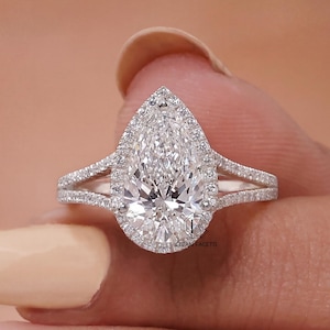 Ring van 14 karaats goud met peervormige, in het laboratorium gekweekte diamant: Halo verlovingsringen, ring met gespleten band.