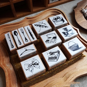 Vintage Daily Life Rubber Stamp Set–12 Retro Object Designs (Typewriter, Cutlery, Bow) for Junk Journaling,Scrapbooking & Planner Decoration