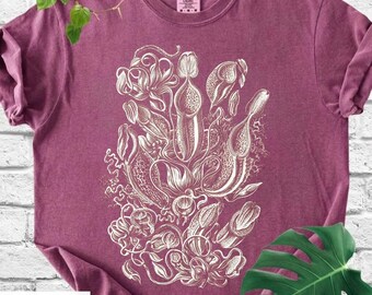 Carnivorous Plant Shirt, Gothic Botanical T-Shirt, Venus Flytrap Graphic Tee, Dark Nature Aesthetic Shirt, Witchy Plant Lover Gift