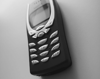 Nokia 8250 Vintage Phone (Refurbished, Unlocked)