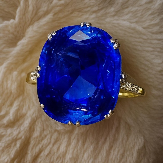 Antique 17.70 Carat Burma Blue Sapphire Diamond Platinum Ring | AGL Certified