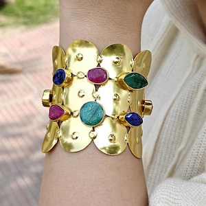 Bracciale rigido vintage con pietre preziose multiple: placcato oro, regolabile, per donna