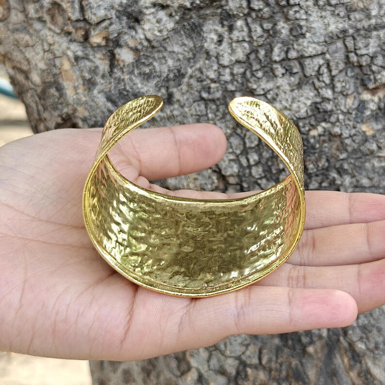 Wide Hammered Turquoise Cuff Bracelet, Multi-Stone Statement Cuff, White Howlite Boho Jewelry image 8