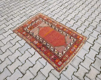 Vintage Anatolian Wool Rug, Bohemian Oushak Style, 2.9x4.5 ft