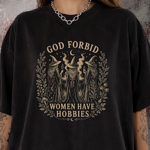 Witch Lover Shirt Feminist Cottagecore Apparel Empowered Woman Tee Halloween Witchy Aesthetic Clothing Spooky Season Graphic Shirt Comfort Colors Gift for Women Who Love Witches Black Comfort Colors
