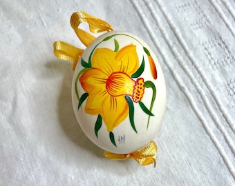 Vintage, Handpainted, Real Duck Egg Ornament, Spring Easter Decor, Yellow Daffodil Floral Flower, Ribbon Hanger, Home Holiday Decoration