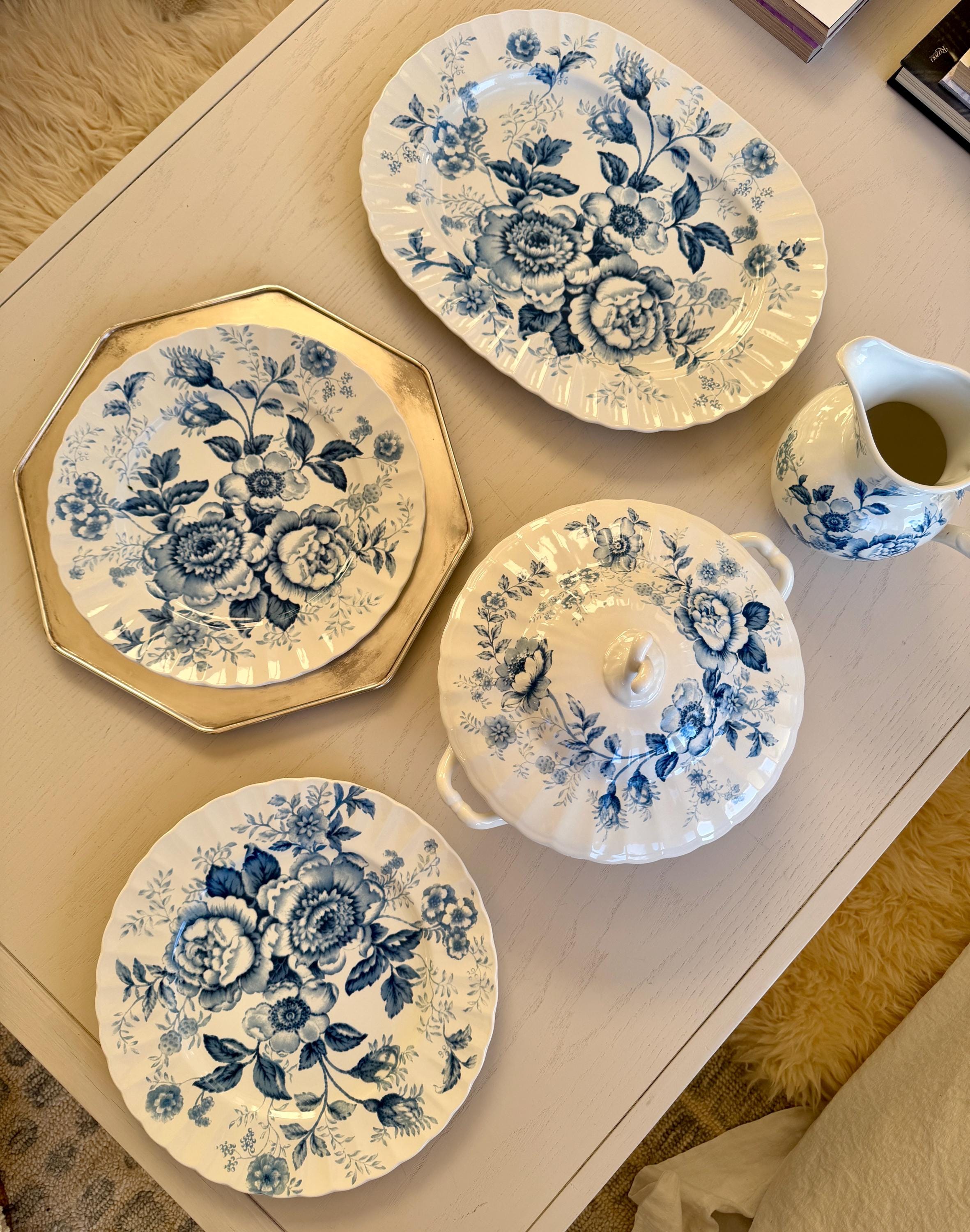 Ralph Lauren Morning Glory Serving Dishes: Dinner Plates, Platter