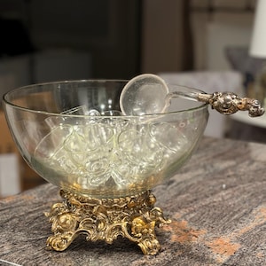 【英国】 ライオンのセンターピース / パンチボウル　直径21cm Pitman Dreitzer Punch Bowl - Etsy