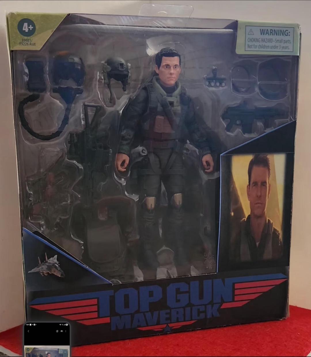 トム・クルーズのトップガン マーベリック カスタムアクション