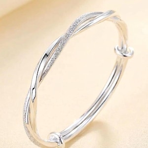 Bransoletka ze srebra próby 925, skręcana | Regulowana bransoletka z zawieszkami