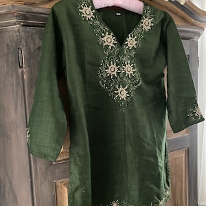 Spruce Green Indian Tunic/kaftan With Embroidered Trim Size S/M. Light & Airy.