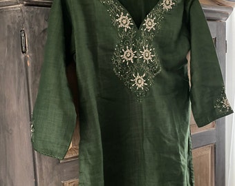 Spruce Green Indian Tunic/kaftan With Embroidered Trim Size S/M. Light & Airy.