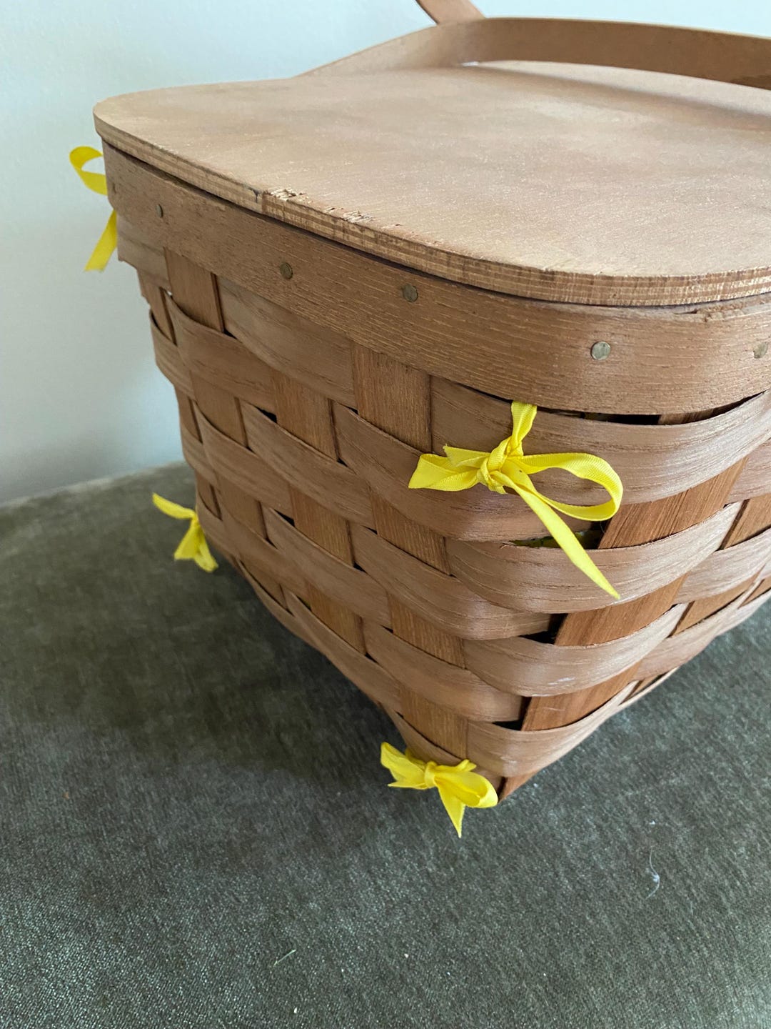 ウッド製　バスケットビル　蓋付き　バーモント　バスケット　ピクニック バスケットビル、バーモント州のピクニックバスケットとアクセサリー