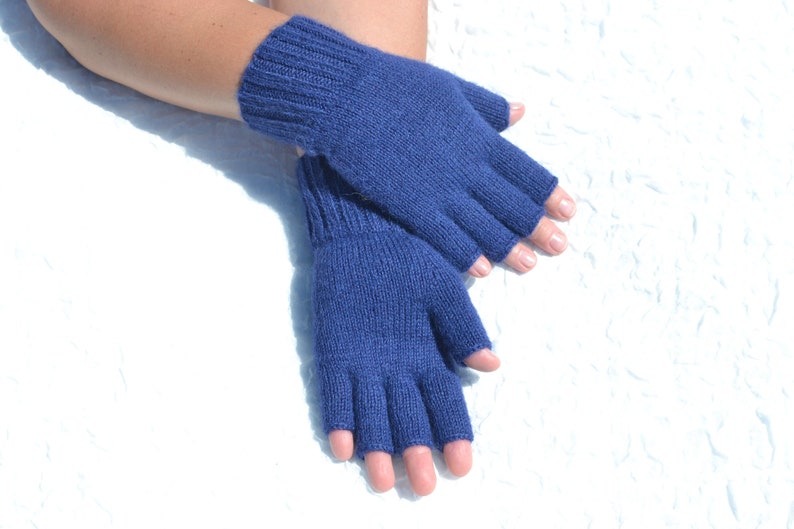 Navy blue hand knitted 100% alpaca tipless half finger gloves