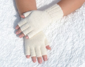 Off-white alpaca half finger gloves, hand knitted women's gloves with open fingers, handmade wrist warmers, alpaca wool gloves, knit mittens