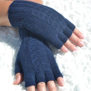 Dark blue cashmere half finger gloves