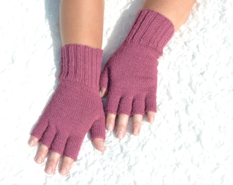 Plum color half finger gloves hand knitted of 100% alpaca wool, women's gloves / wrist warmers, alpaca gloves in medium size for fall/winter