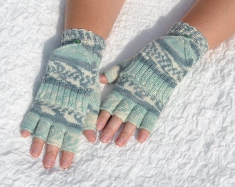 Light green hand knitted half finger gloves convertible to mittens, wool flip top mittens, handmade convertible gloves, light green glomitts