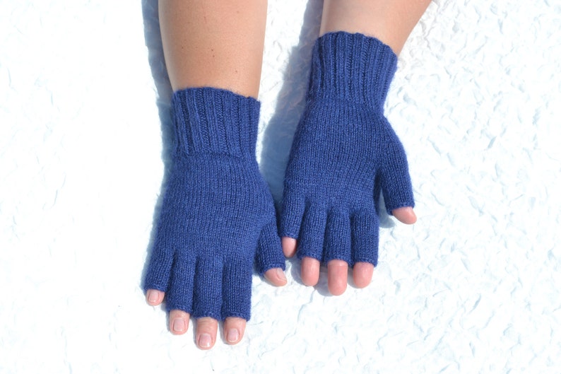 Navy blue hand knitted 100% alpaca tipless half finger gloves