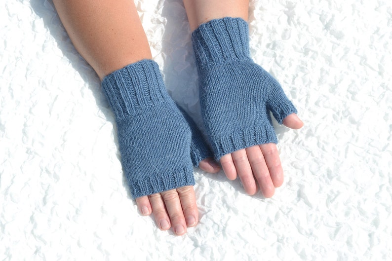 Blue 100% alpaca fingerless gloves