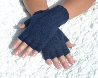 Gants demi-doigts en cachemire bleu foncé, gants demi-doigts tricotés à la main pour femmes, chauffe-bras tricotés pour femmes, gants demi-doigts en cachemire faits à la main