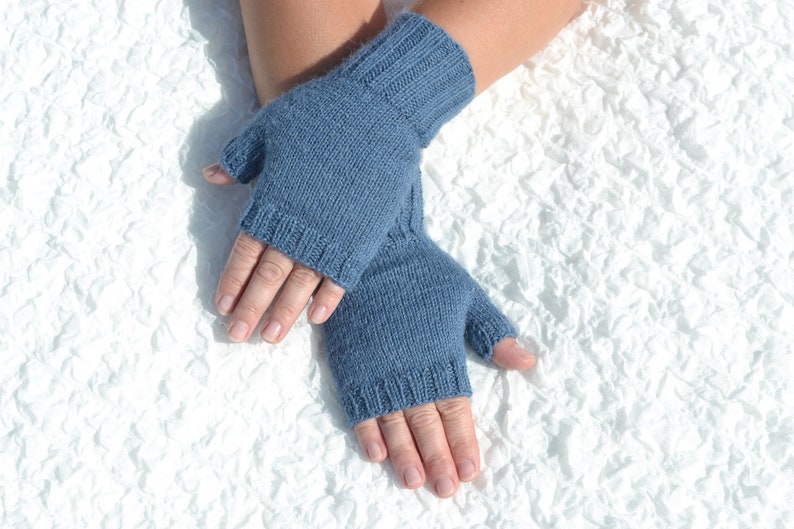 Blue 100% alpaca fingerless gloves