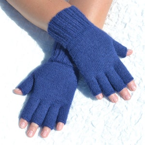 Navy blue hand knitted 100% alpaca tipless half finger gloves