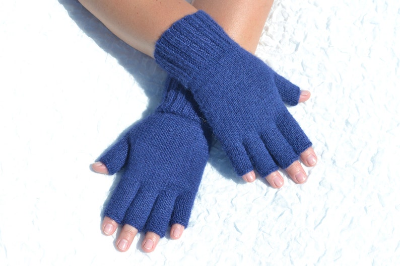 Navy blue hand knitted 100% alpaca tipless half finger gloves