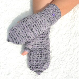 Purple half finger gloves convertible to mittens