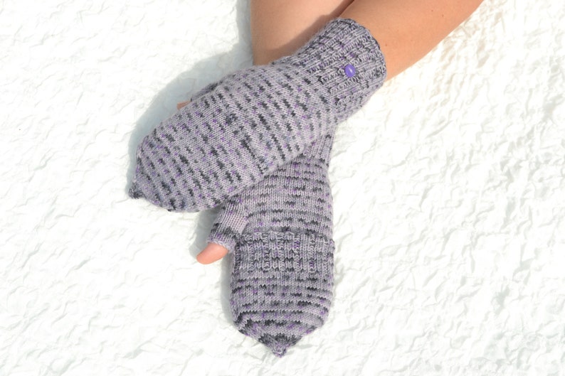 Purple half finger gloves convertible to mittens