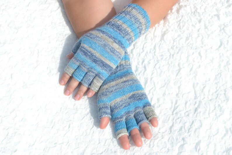 Hand knitted blue and grey half finger gloves, handmade woolen gloves with open fingers, typing gloves for cold hands, fingerless gloves image 7