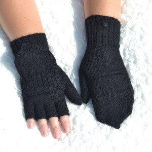 Black pure alpaca convertible mittens with fully covered thumbs