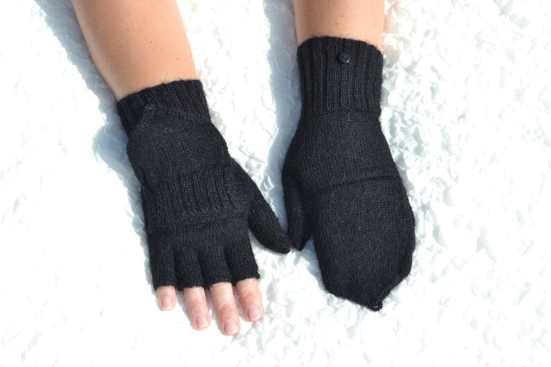 Black pure alpaca convertible mittens with fully covered thumbs