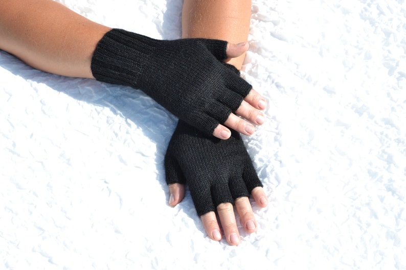 Black half finger gloves handmade of alpaca and silk