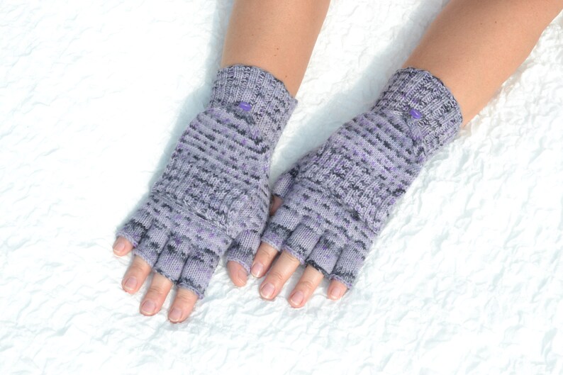 Purple half finger gloves convertible to mittens