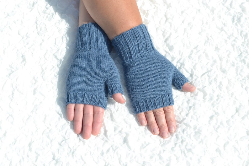 Blue 100% alpaca fingerless gloves