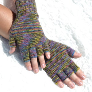 Multicolor half finger hand knitted women's gloves