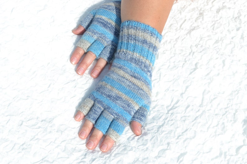 Hand knitted blue and grey half finger gloves, handmade woolen gloves with open fingers, typing gloves for cold hands, fingerless gloves image 3