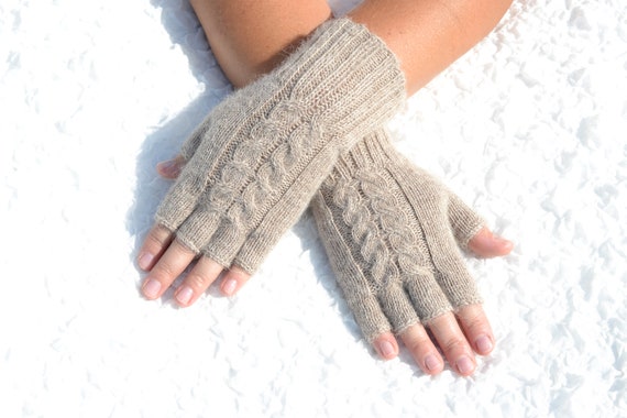 Knit gloves etsy sale