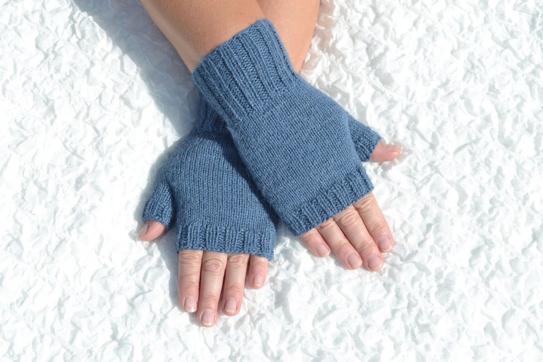 Blue 100% alpaca fingerless gloves