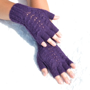 Purple alpaca half finger gloves, hand knitted alpaca gloves, purple gloves, winter gloves, wrist warmers, cable knit open finger gloves