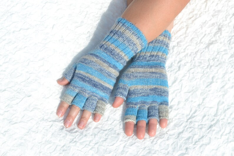 Hand knitted blue and grey half finger gloves, handmade woolen gloves with open fingers, typing gloves for cold hands, fingerless gloves image 6