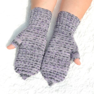 Purple half finger gloves convertible to mittens