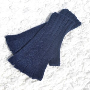 Dark blue cashmere half finger gloves