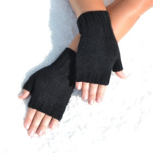 Black cashmere  fingerless gloves, hand knitted black gloves,cashmere gloves,black winter gloves,knit women&#39;s arm warmers,fingerless mittens